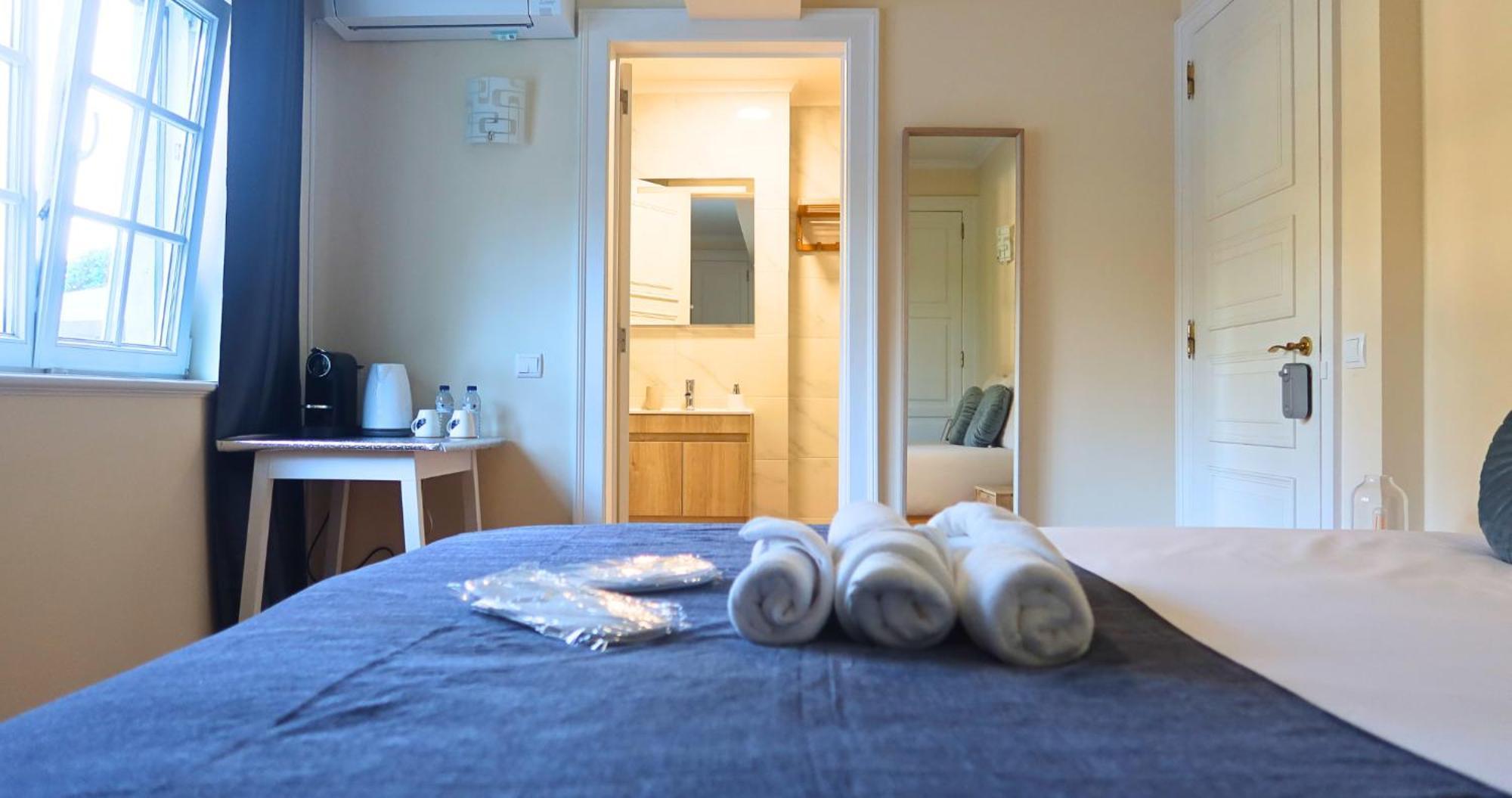 Art 4 You Carcavelos Suites Luaran gambar